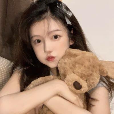 钱信伊:地下酒吧 在线观影